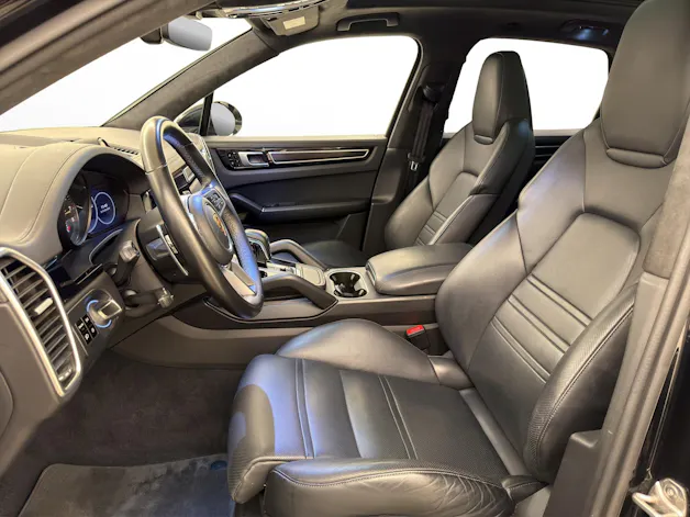 Porsche Cayenne GTS 4.0 V8 GTS