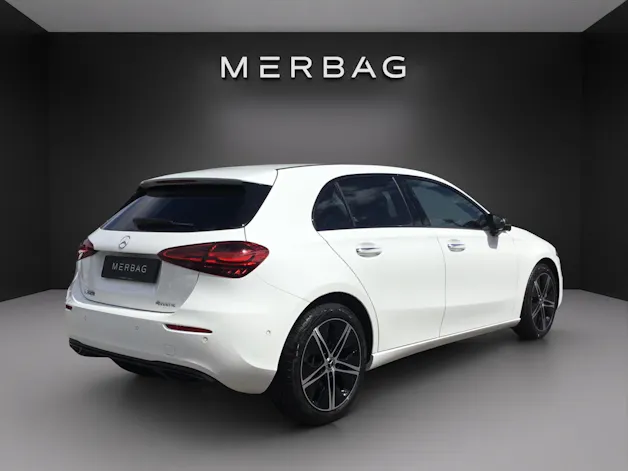 Mercedes-Benz A 220 4Matic 8G-DCT Progressive