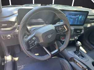 Ford Mustang Coupé 5.0 V8 Dark Horse