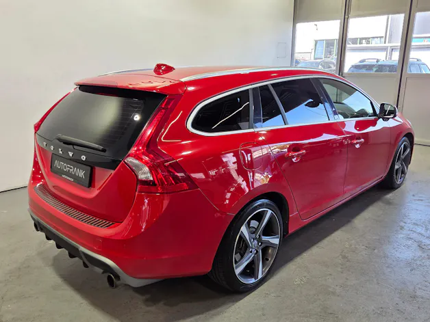 Volvo V60 3.0 T6 R-Design AWD