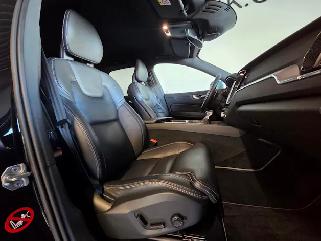 Volvo XC60 2.0 T6 R-Design AWD