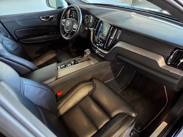 Volvo XC60 2.0 T6 R-Design AWD