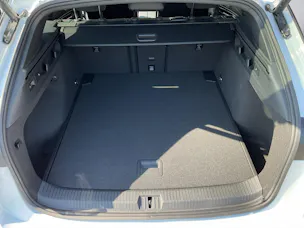 VW ID.7 Tourer Pro 77 kWh United