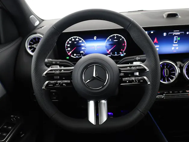 Mercedes-Benz GLA 220d 4Matic 8G-DCTSwiss Star