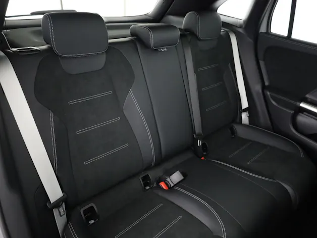 Mercedes-Benz GLA 220d 4Matic 8G-DCTSwiss Star