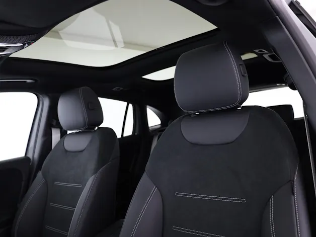 Mercedes-Benz GLA 220d 4Matic 8G-DCTSwiss Star