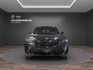 BMW iX3 IMPRESSIVE