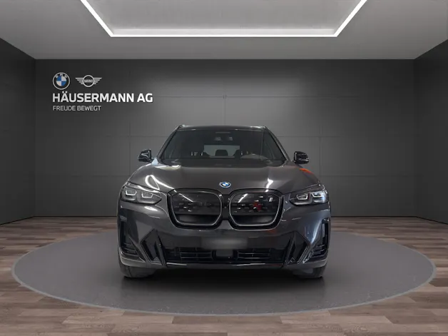 BMW iX3 IMPRESSIVE