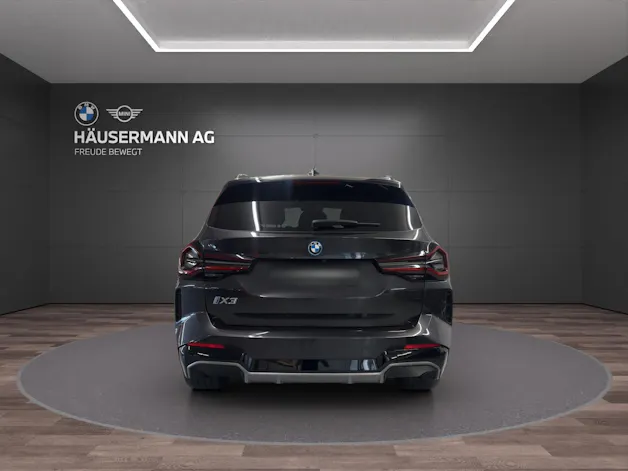 BMW iX3 IMPRESSIVE