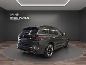 BMW iX3 IMPRESSIVE