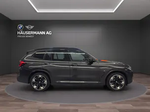 BMW iX3 IMPRESSIVE