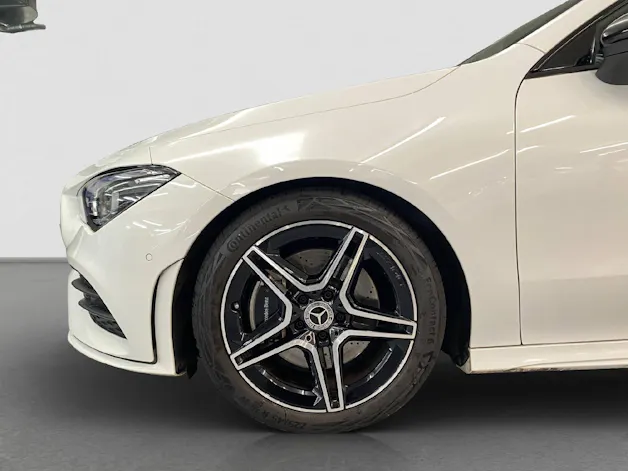 Mercedes-Benz CLA 200 AMG Line Shooting Brake