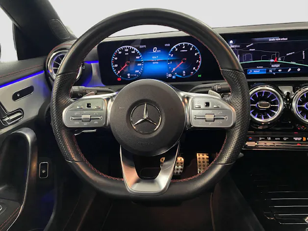 Mercedes-Benz CLA 200 AMG Line Shooting Brake