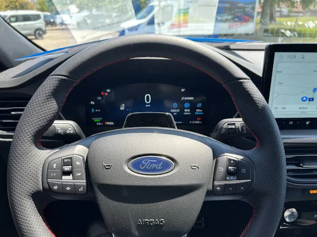 Ford Kuga 2.5 Hybrid ST-Line X 4x4 **Black Edition**