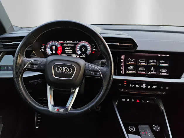 Audi A3 Sportback 40 TFSI S line quattro S-tronic