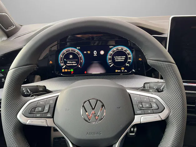 VW Golf Variant 1.5 eTSI mHEV R-Line