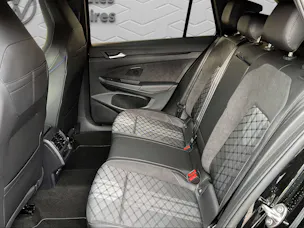 VW Golf Variant 1.5 eTSI mHEV R-Line