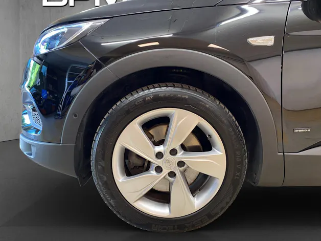 OPEL Grandland X 1.6 Hybrid4 Ultimate Automatik