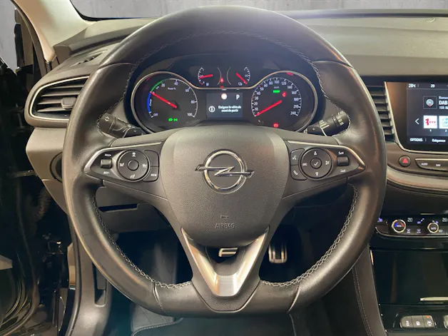 OPEL Grandland X 1.6 Hybrid4 Ultimate Automatik