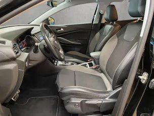 Opel Grandland X 1.6 Hybrid4 Ultimate Automatik