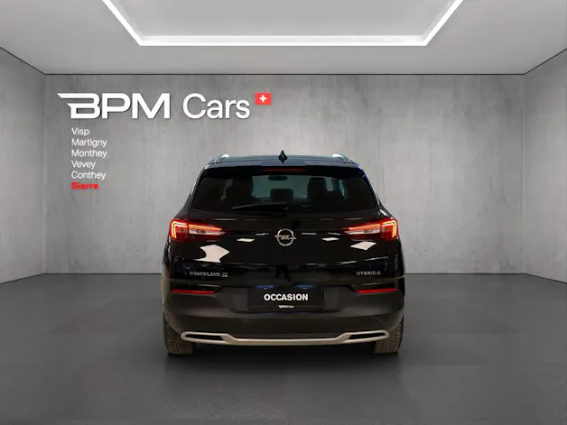 Opel Grandland X 1.6 Hybrid4 Ultimate Automatik