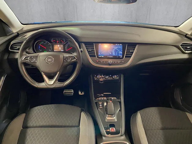Opel Grandland X 1.6 Hybrid4 Ultimate Automatik