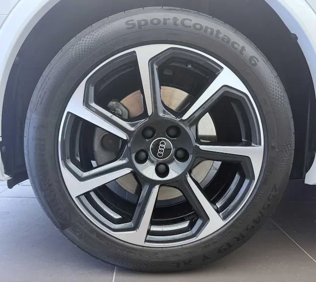 Audi Q3 45 TFSI S line quattro S-tronic