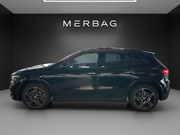 Mercedes-Benz GLA 250 4Matic Swiss Star