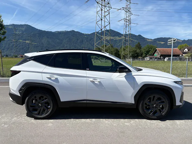 HYUNDAI Tucson 1.6 TGDI HEV 4WD Black Line