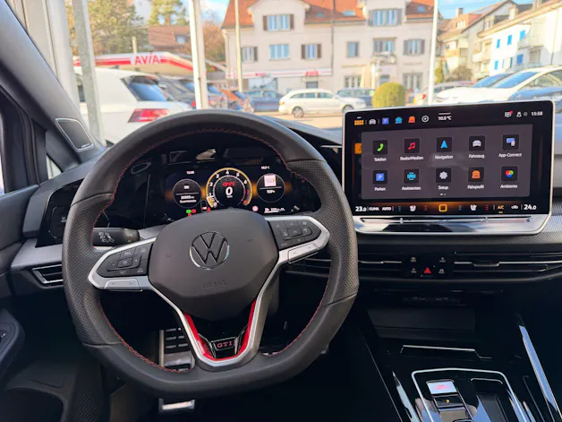 VW Golf 2.0 TSI 265PS GTI *** NEUSTES MODEL*** BLACK STYLE MIT LEDERPAKET VIENNA ***