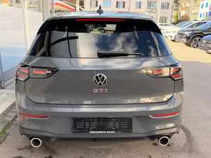 VW Golf 2.0 TSI 265PS GTI *** NEUSTES MODEL*** BLACK STYLE MIT LEDERPAKET VIENNA ***