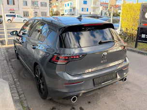 VW Golf 2.0 TSI 265PS GTI *** NEUSTES MODEL*** BLACK STYLE MIT LEDERPAKET VIENNA ***