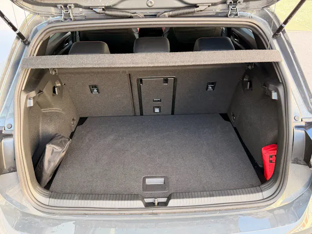 VW Golf 2.0 TSI 265PS GTI *** NEUSTES MODEL*** BLACK STYLE MIT LEDERPAKET VIENNA ***