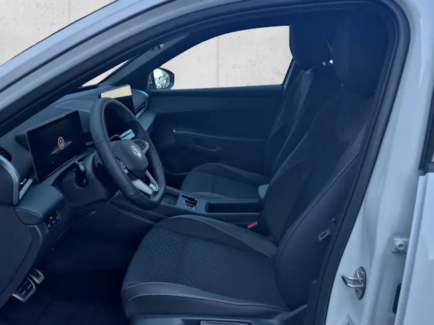 VW T-Roc 1.5 eTSI mHEV R-Line DSG
