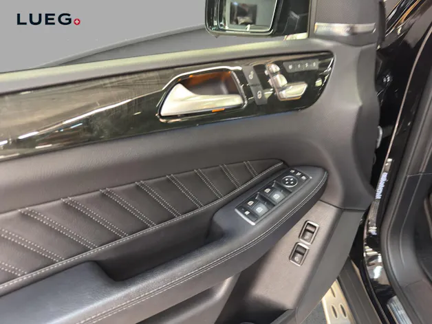 Mercedes-Benz GLE 350 d 4M - Coupé - AMG / DISTRONIC / 360 Grad Kamera