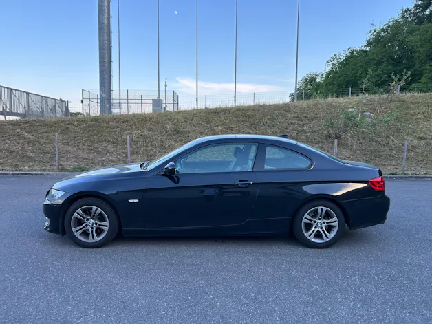 BMW 320i Coupé