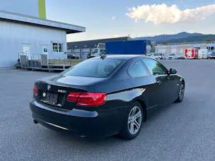 BMW 320i Coupé
