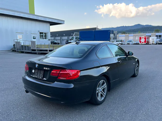 BMW 320i Coupé