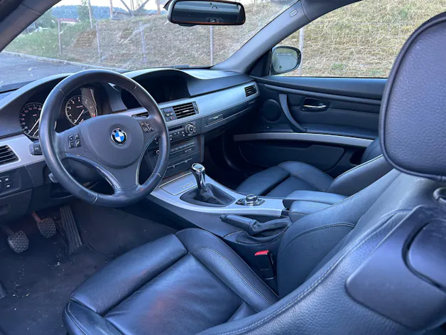 BMW 320i Coupé