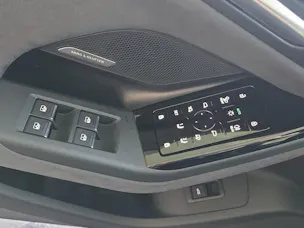 Audi A6 Avant e-tron quattro