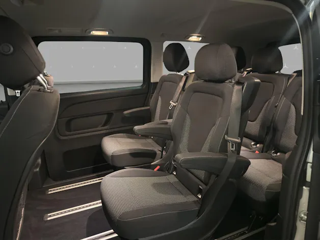 Mercedes-Benz V 250 d lang 4M / Sport / AHK 2500 kg / 360 Grad Kamera