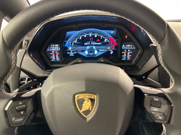 Lamborghini Aventador S LP740-4 Coupé E-Gear