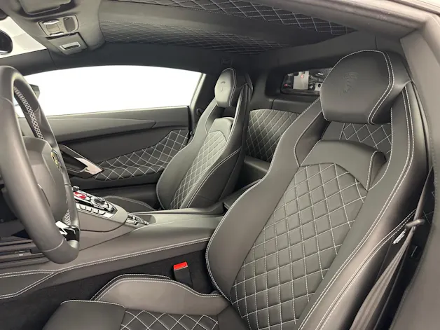 Lamborghini Aventador S LP740-4 Coupé E-Gear