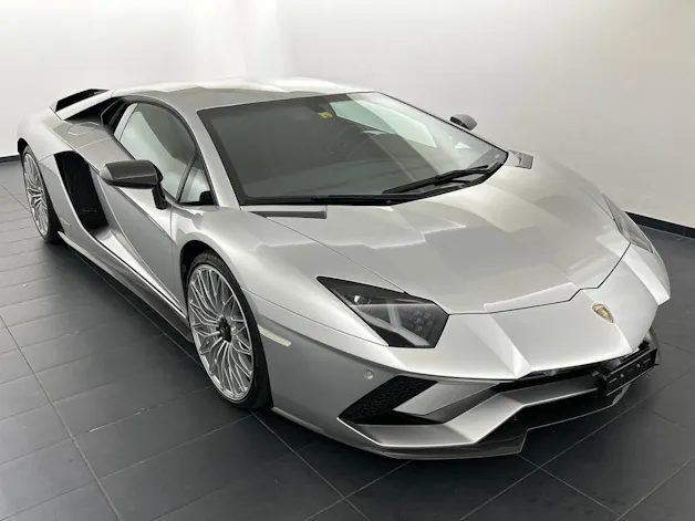 Lamborghini Aventador S LP740-4 Coupé E-Gear