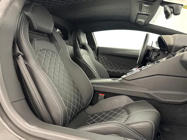 Lamborghini Aventador S LP740-4 Coupé E-Gear