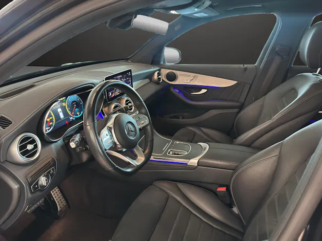 Mercedes-Benz GLC 300 de AMG Line 4M A