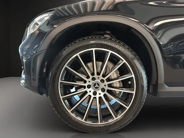 Mercedes-Benz GLC 300 de AMG Line 4M A