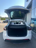 Tesla Model Y Long Range D