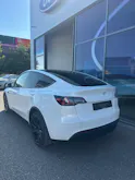 Tesla Model Y Long Range D
