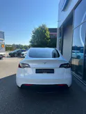 Tesla Model Y Long Range D